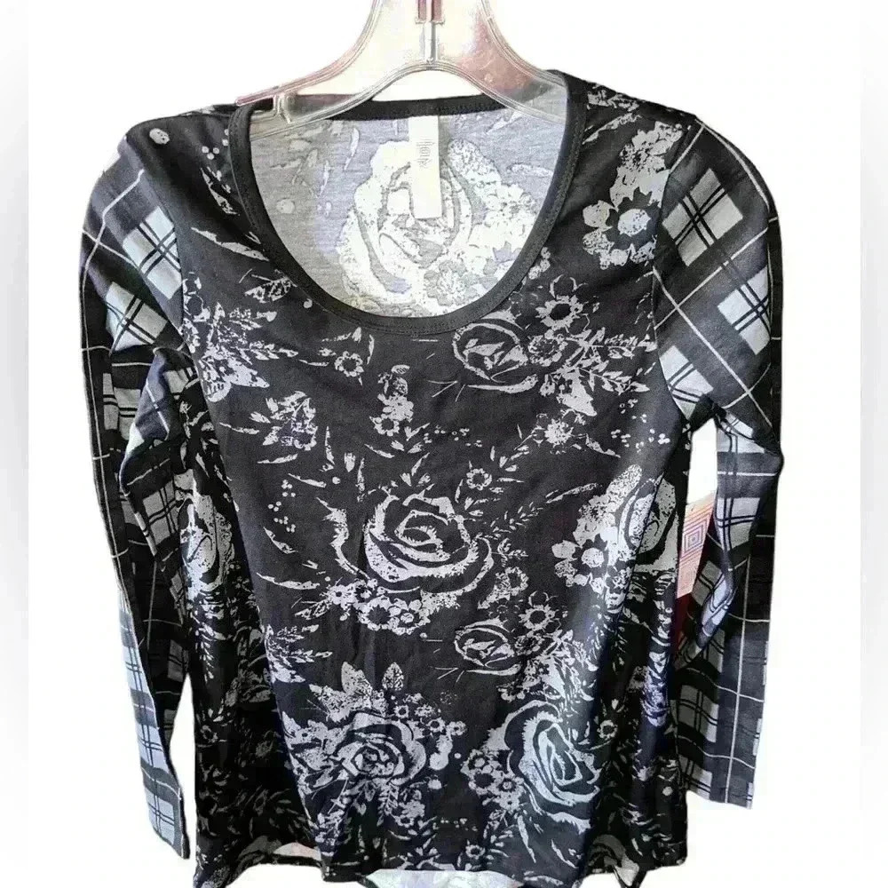 Lularoe XS black & grey(taupe) floral Lynnae with plaid long sleeves. NWT.